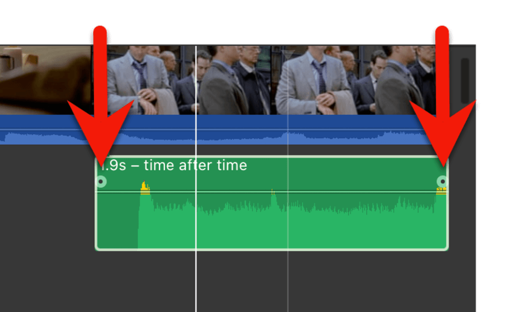 Showing the fade handles in the iMovie