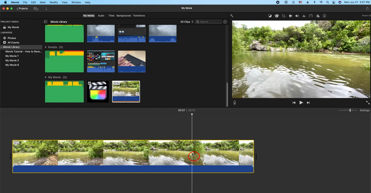 Selecting the frame to add freeze frame in iMovie