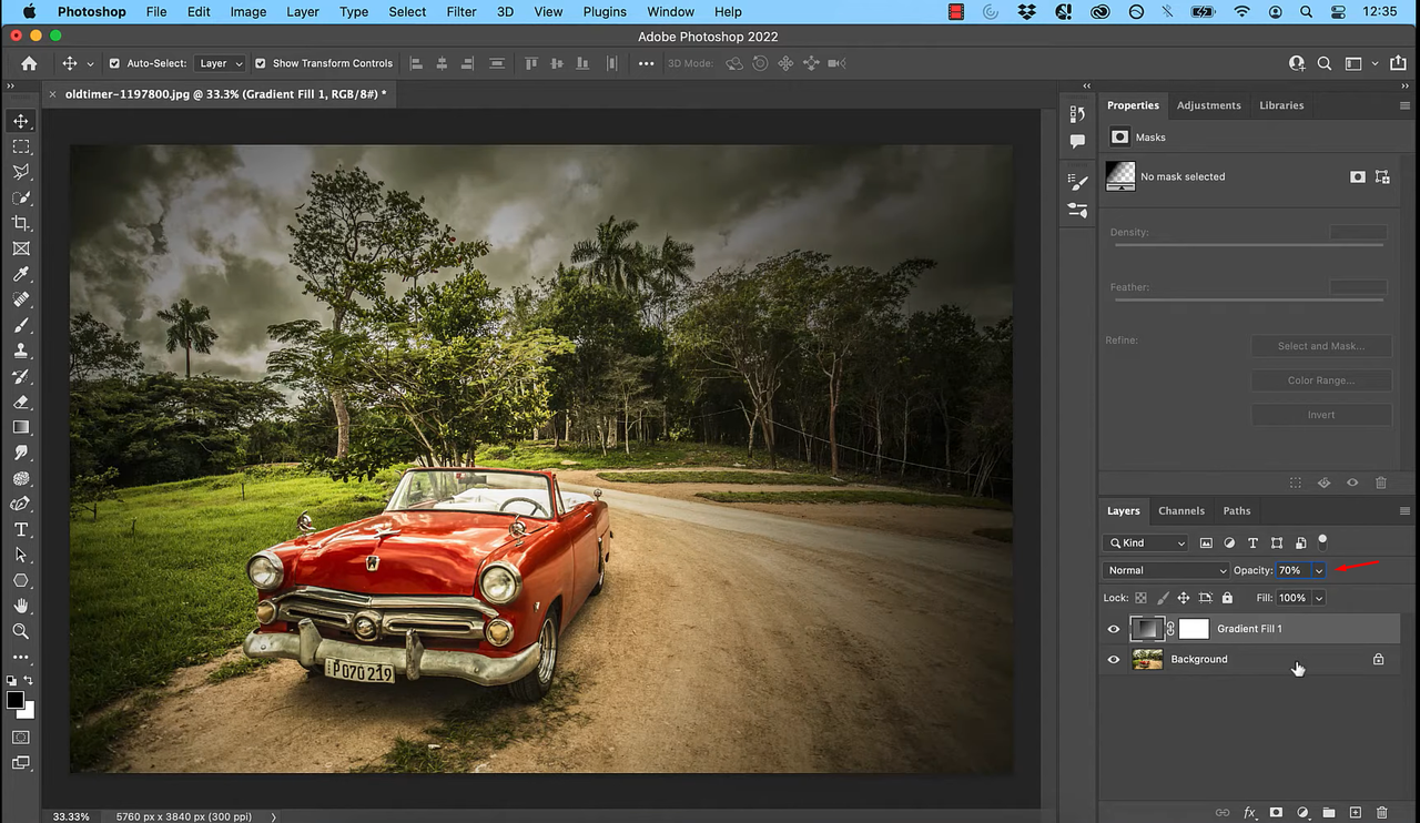 Blending and refining the vignette effect in Photoshop