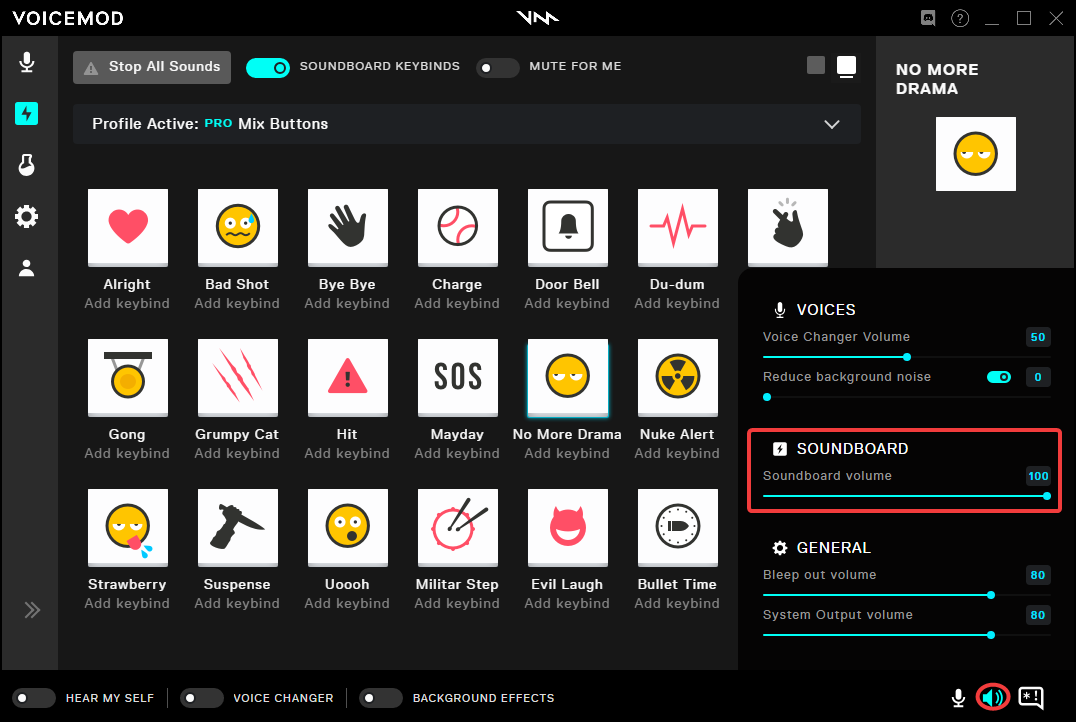 Showing how to use the Voicemod Soundboard in real-time